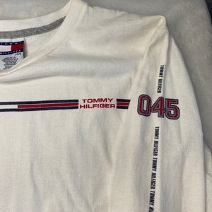 Vintage Long Sleeve Tommy Hilfiger🔥